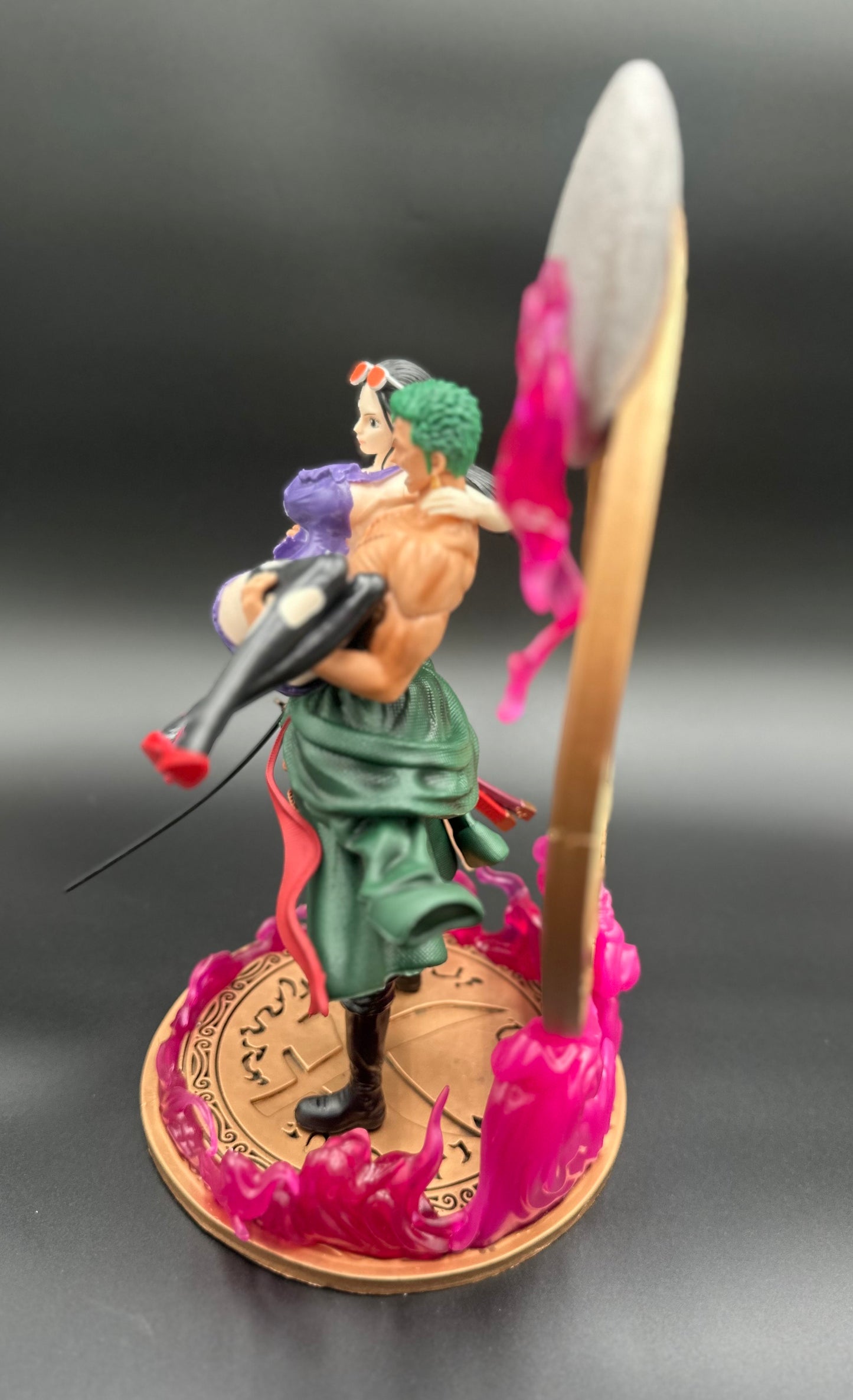 One Piece Roronoa Zoro Holding Robin Anime Figure