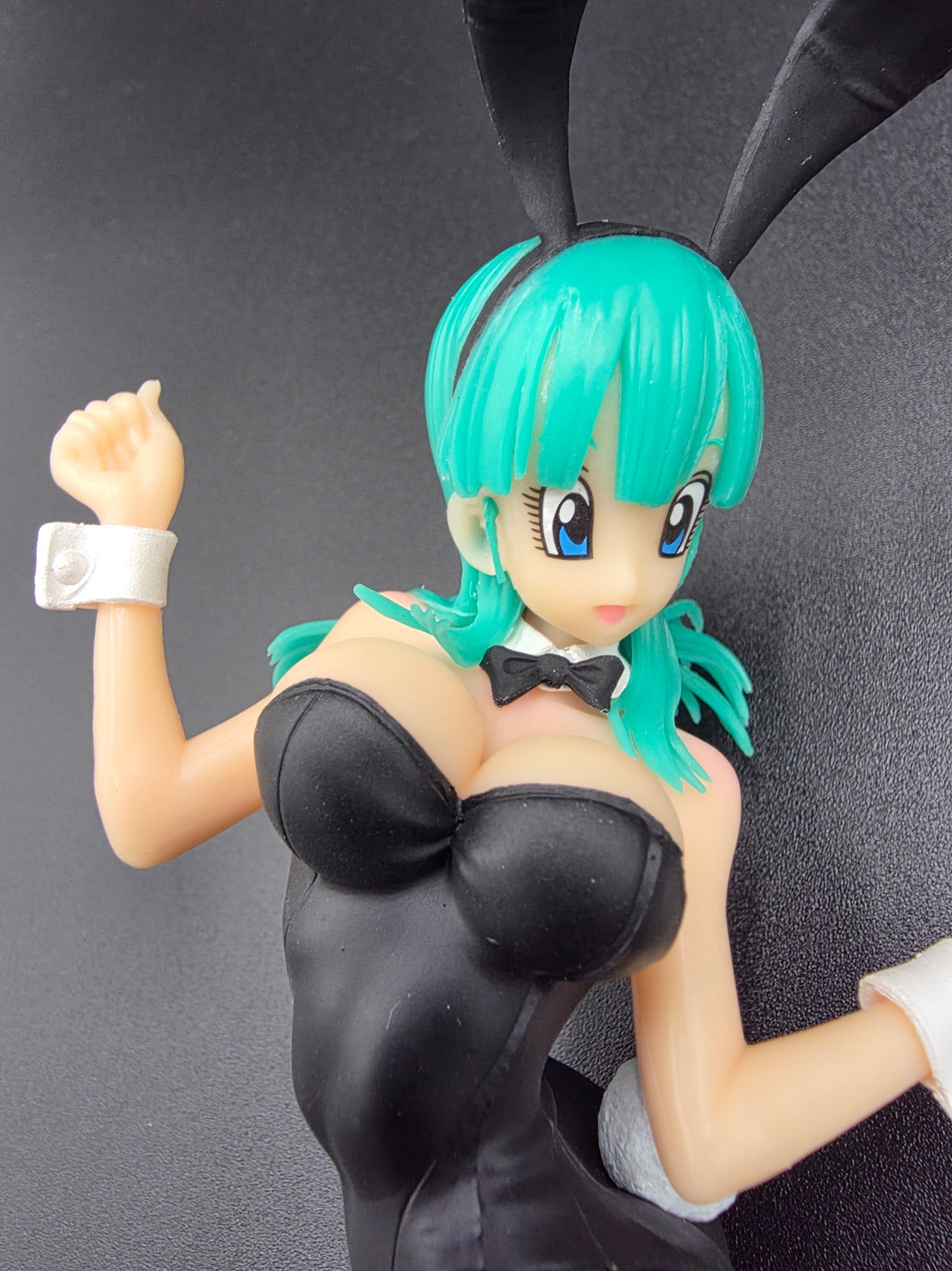Bulma Bunny Girl Figure – Dragon Ball Classic Lying Pose Collectible