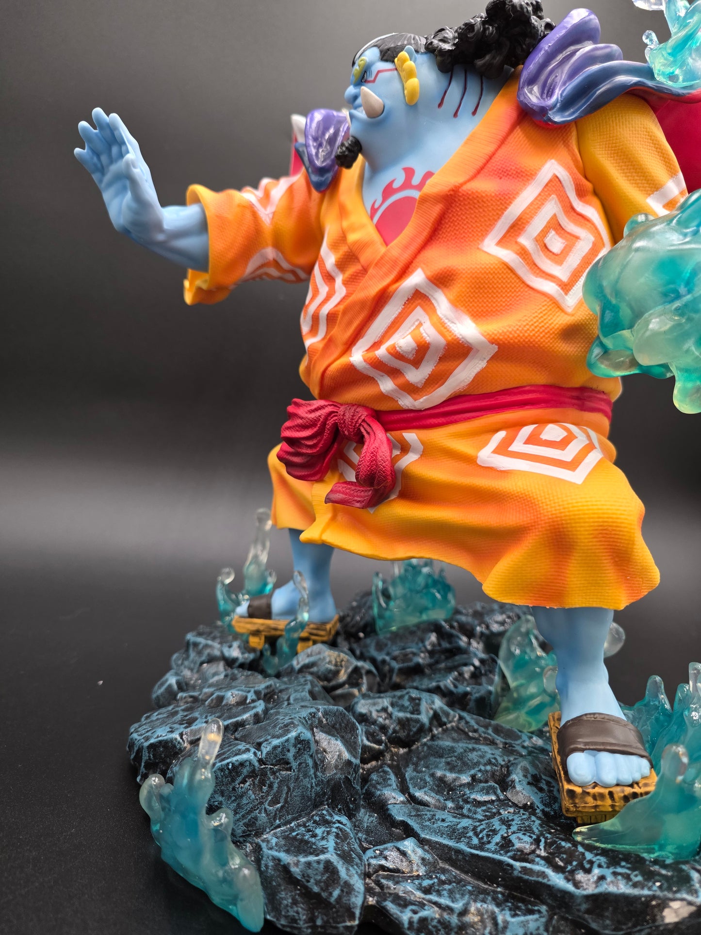 Jinbe - "First Son of the Sea" Fishman Karate Battle Diorama (TikTok: Abyssal Tide Master Diorama [SL-GL-JIM-01] – Grandline Series – PVC Art Sculpture)
