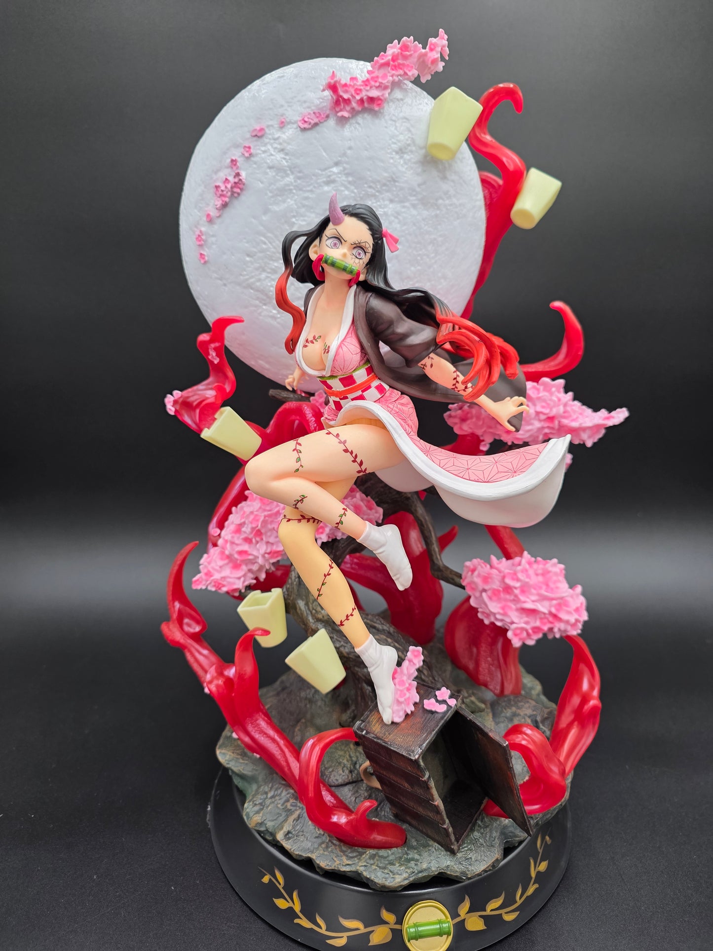 Nezuko Kamado - Blood Demon Art "Exploding Blood" Moonlit Deluxe Diorama (Tiktok: Moonlight Blossom Guardian Diorama [SL-DS-NEZ-02] – Shadow Series – PVC Art Sculpture)