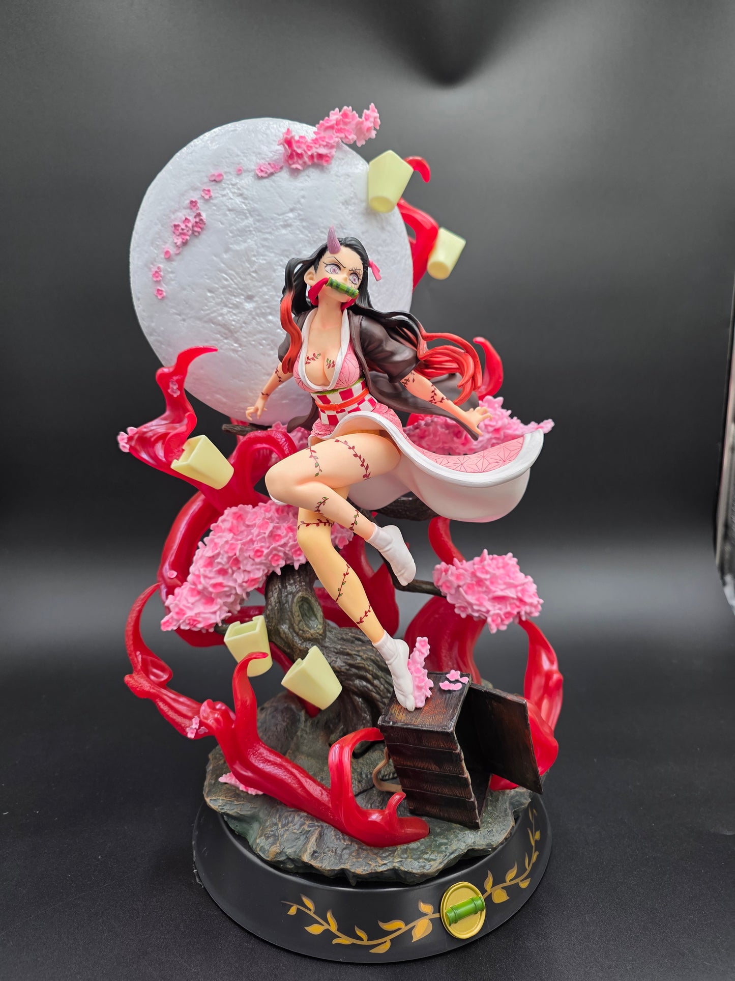 Nezuko Kamado - Blood Demon Art "Exploding Blood" Moonlit Deluxe Diorama (Tiktok: Moonlight Blossom Guardian Diorama [SL-DS-NEZ-02] – Shadow Series – PVC Art Sculpture)