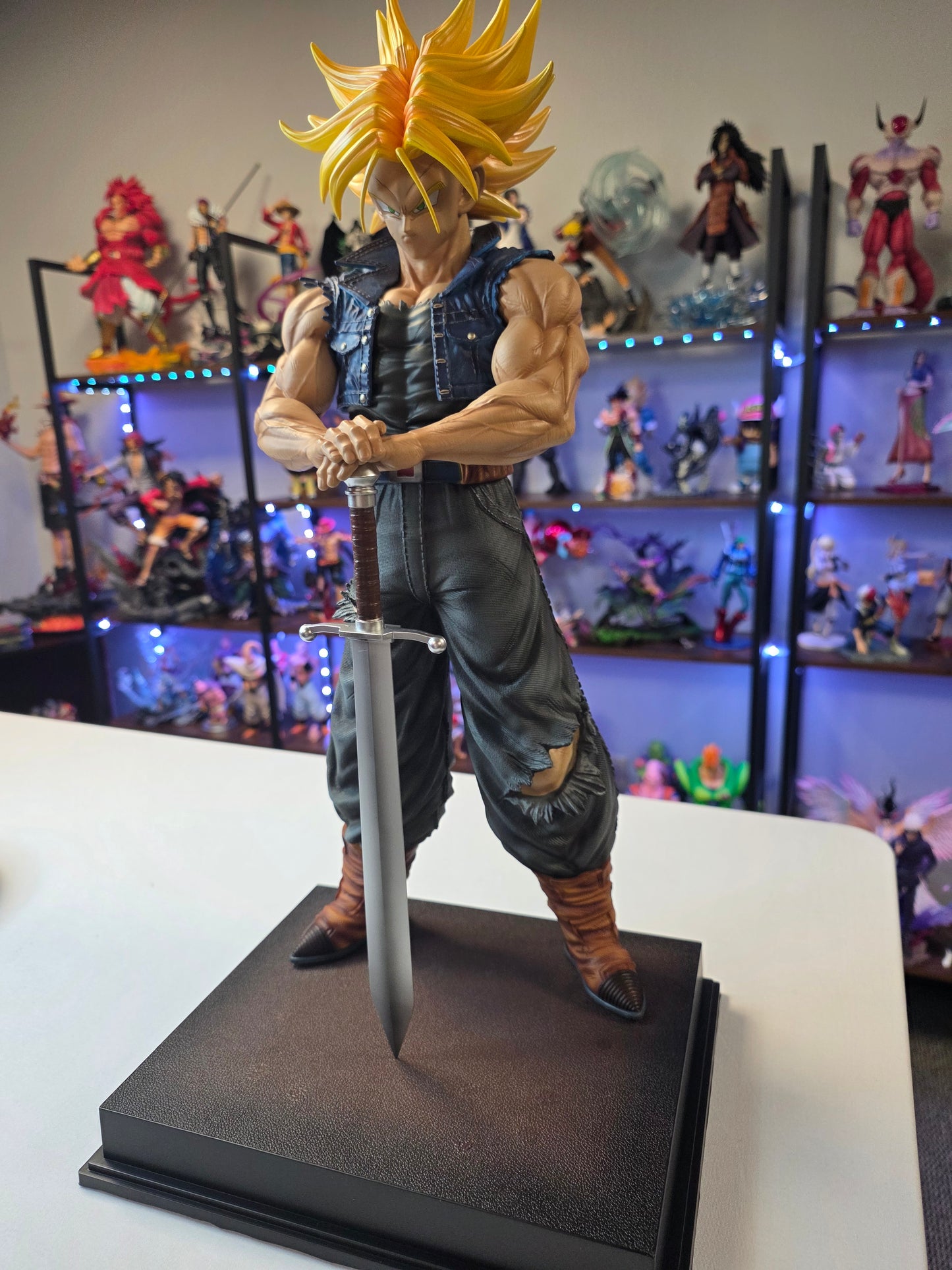 Future Trunks - Super Saiyan Sword of Hope Deluxe Display Figure  (Tiktok: Silver Blade Vanguard Guardian [SL-GW-TRU-03] – Golden Warrior Series – PVC Art Sculpture)