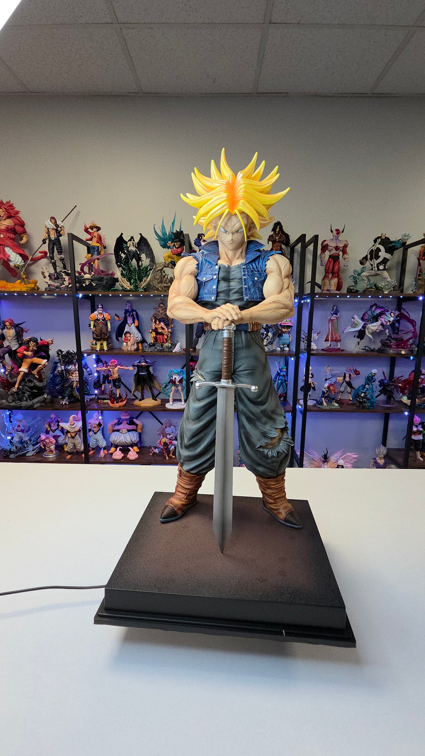 Future Trunks - Super Saiyan Sword of Hope Deluxe Display Figure  (Tiktok: Silver Blade Vanguard Guardian [SL-GW-TRU-03] – Golden Warrior Series – PVC Art Sculpture)