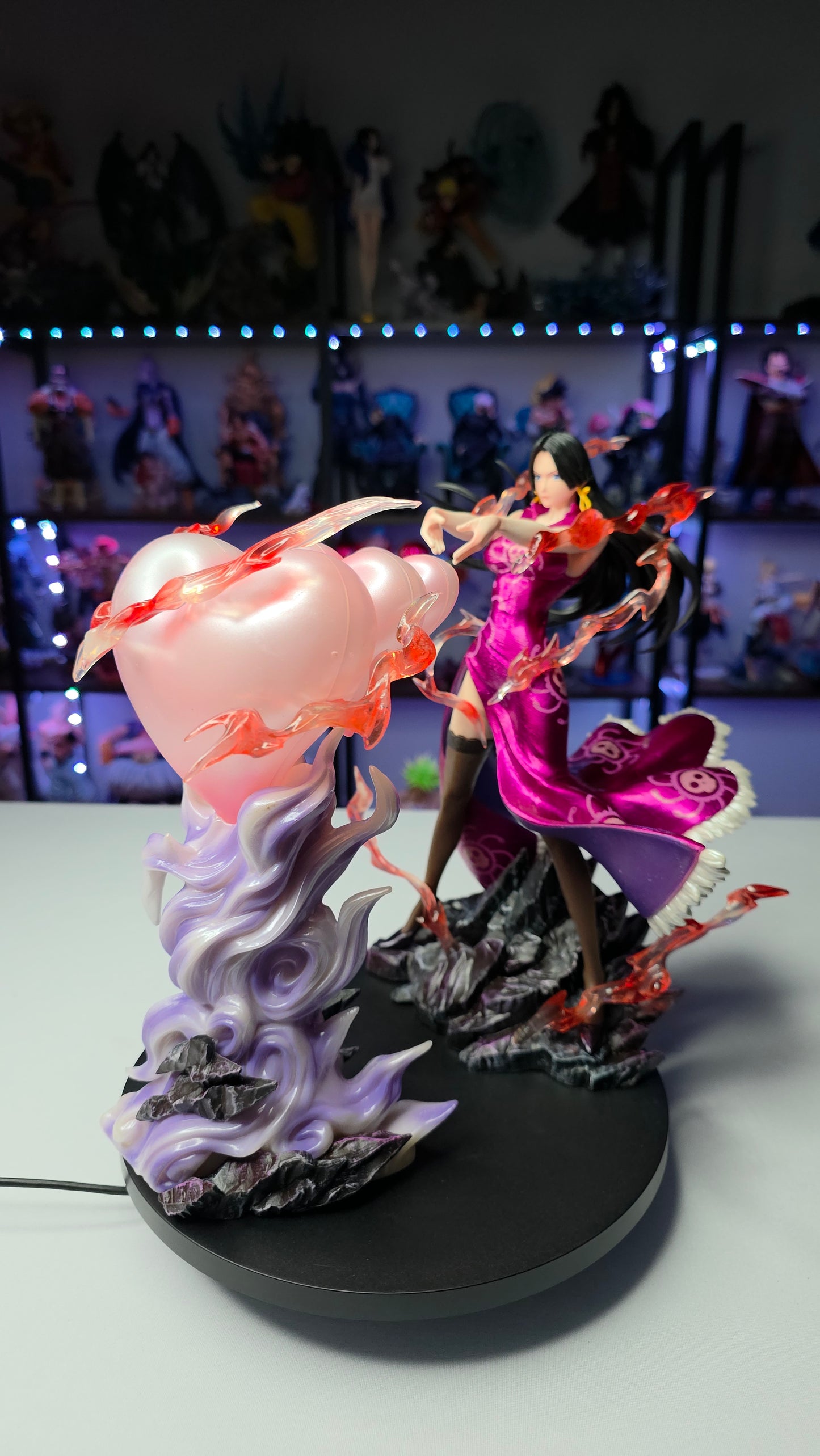 Boa Hancock - Slave Arrow "Perfume Femur" Ultimate Battle Diorama  (Tiktok: Empress Heart Vanguard Diorama [SL-GL-BOA-04] – Grandline Series – LED Art Sculpture)