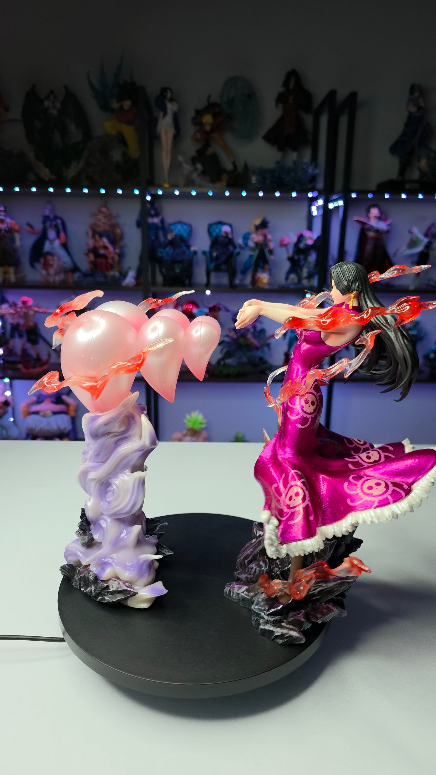 Boa Hancock - Slave Arrow "Perfume Femur" Ultimate Battle Diorama  (Tiktok: Empress Heart Vanguard Diorama [SL-GL-BOA-04] – Grandline Series – LED Art Sculpture)