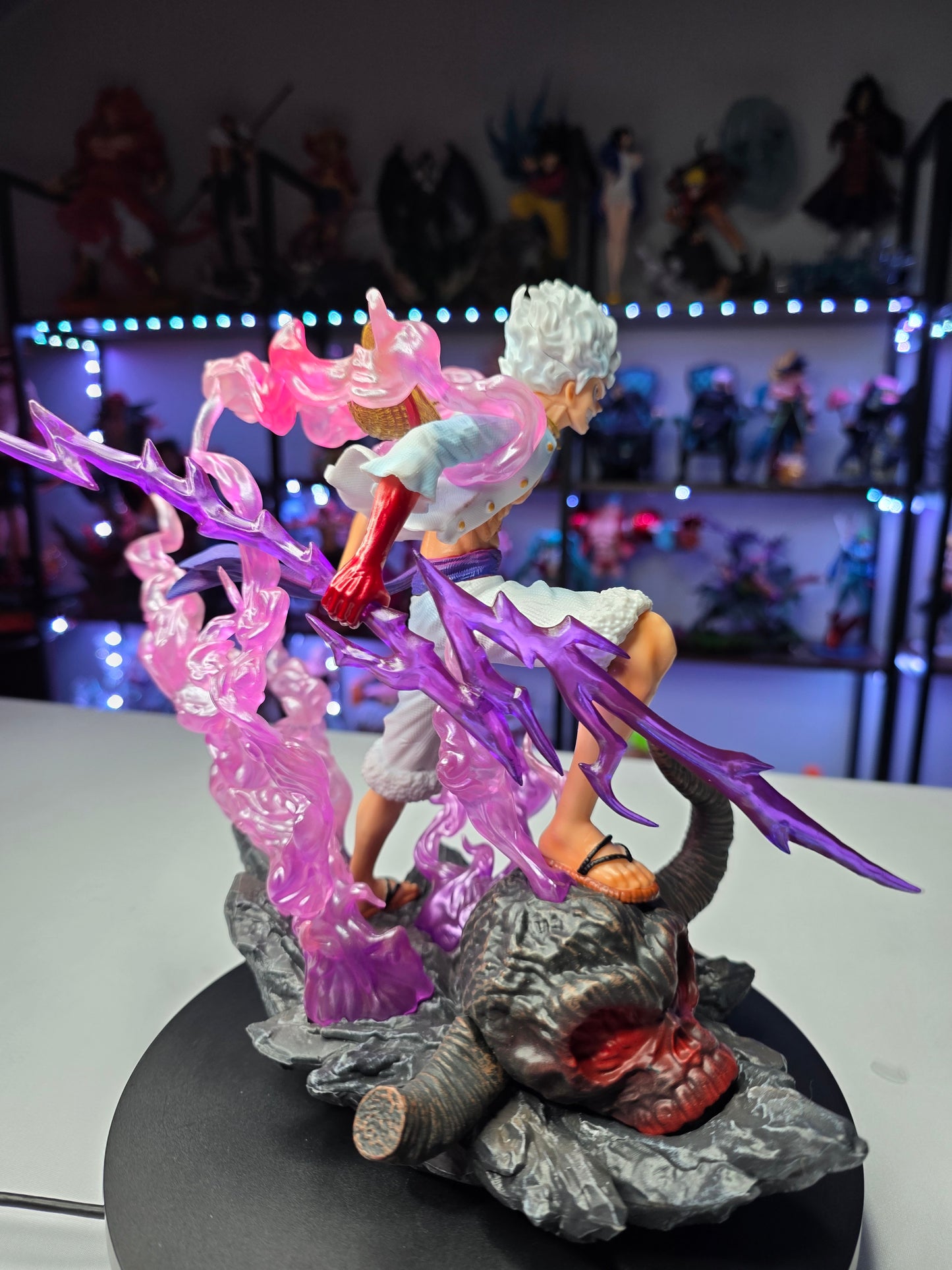 Monkey D. Luffy - Gear 5 "Haki of Liberation" Emperor Edition Figure (Tiktok: Celestial Conqueror Onigashima Diorama [SL-GL-LUF-13] – Grandline Series – PVC Art Sculpture)