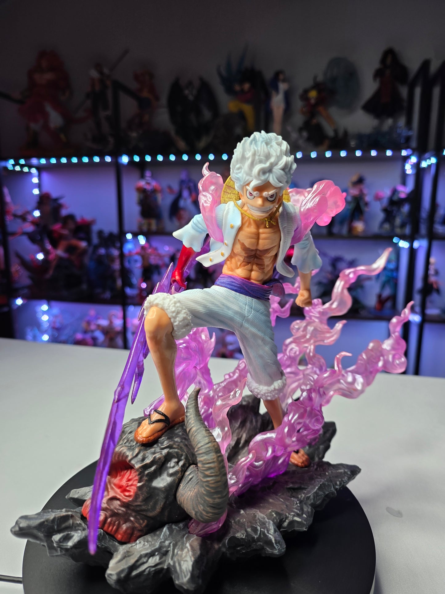 Monkey D. Luffy - Gear 5 "Haki of Liberation" Emperor Edition Figure (Tiktok: Celestial Conqueror Onigashima Diorama [SL-GL-LUF-13] – Grandline Series – PVC Art Sculpture)