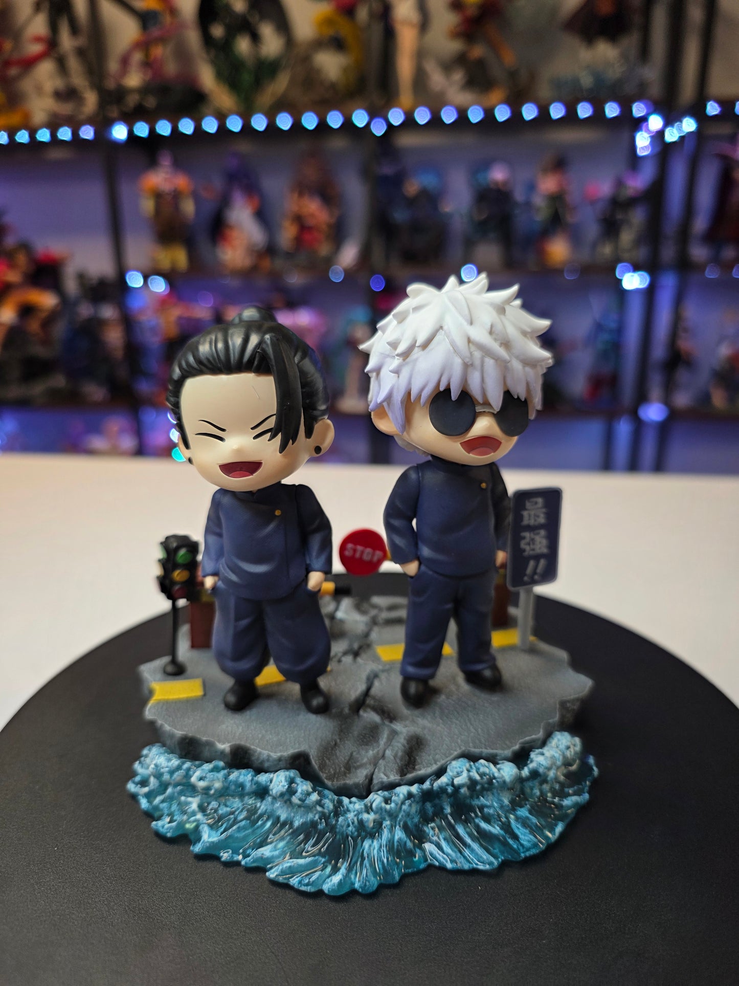 Satoru Gojo & Suguru Geto - "The Strongest Duo" Hidden Inventory Chibi Deluxe Set (TikTok: Urban Sorcery Duo Diorama [SL-JK-GOJ-05] – Sorcerer Series – PVC Art Sculpture)