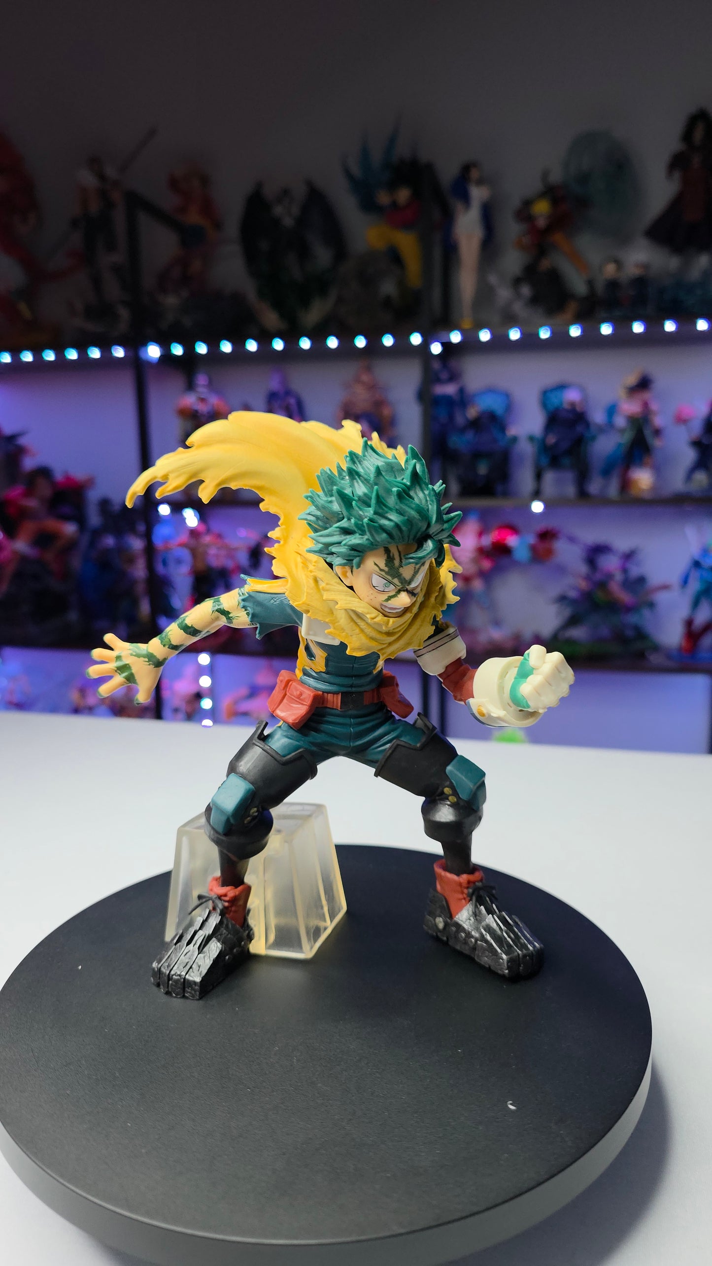 Izuku Midoriya (Deku) - "Dark Hero" Vigilante Arc Deluxe Figure (TikTok: Shadow Vigilante Vanguard Statue [SL-MHA-MID-05] – Vanguard Series – PVC Art Sculpture)