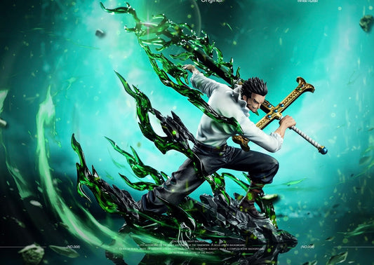 Dracule Mihawk 35cm PVC Model Collectible