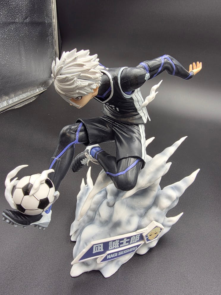 Blue Lock Nagi Seishiro football anime figure - ( Tiktok :)- Elite Striker Action Statue