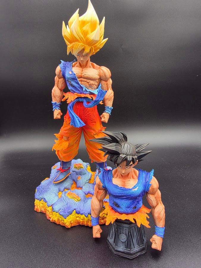 Goku - Super Saiyan Battle-Damaged Deluxe Figure & Bust Set -( Tiktok : ) Golden Warrior Battle Statue